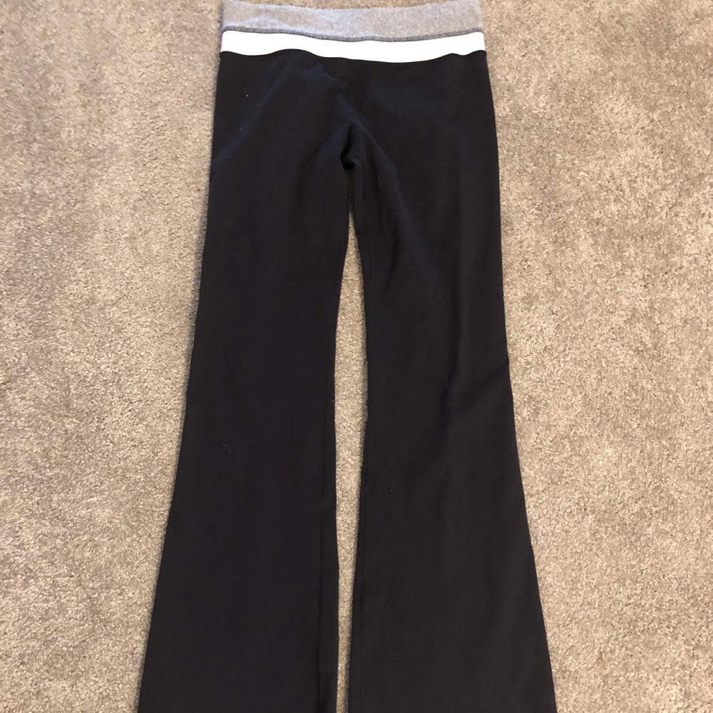 Lulu lemon yoga pants